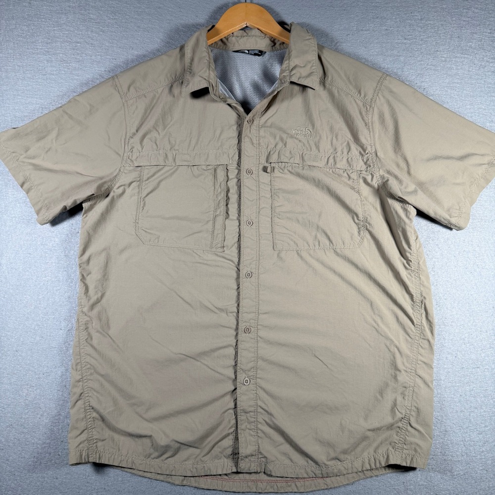 The North Face Mens XL Khaki Tan Ripstop Short Sleeve Hiking Button Up Shirt